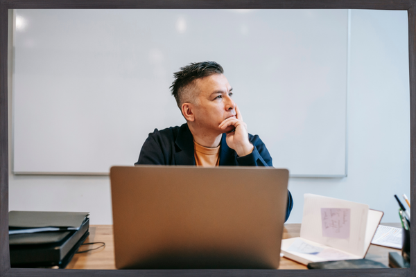 Autoconhecimento Profundo: Por Que Ele Transforma Sua Saúde, Seus Relacionamentos e Seu Propósito Profissional